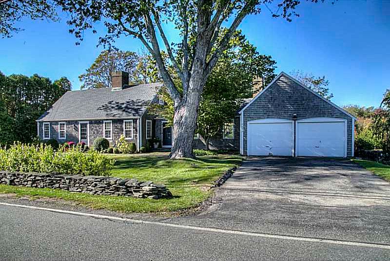 395 Paradise Ave, Middletown, RI 02842 Zillow