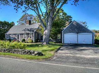395 Paradise Ave, Middletown, RI 02842
