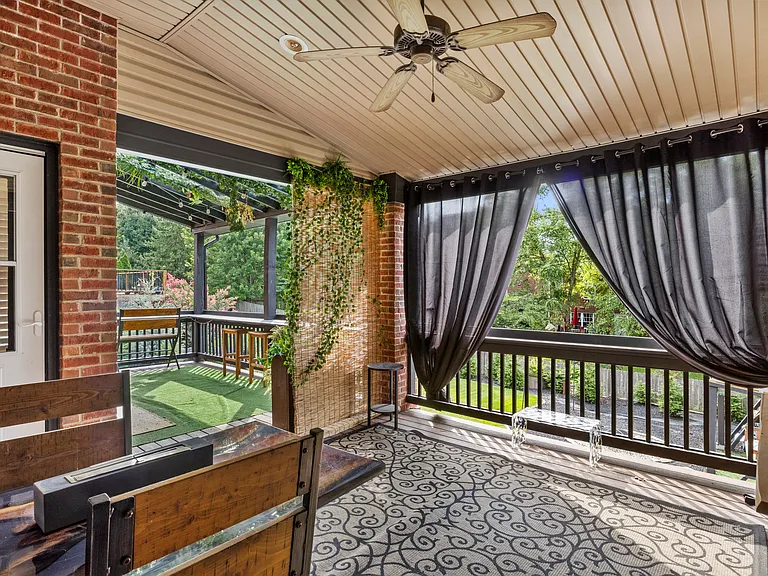 Upper Back Deck