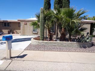 1824 S Regina Cleri Dr, Tucson, AZ 85710