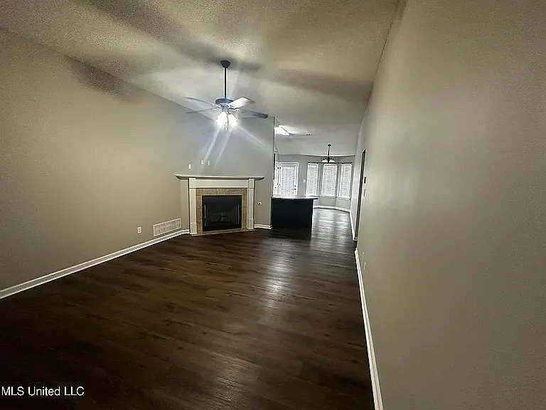 7927 Ridgedale Dr — Photo 8
