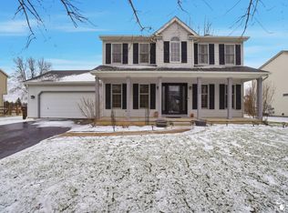 7346 Silo Meadows Dr, Temperance, MI 48182