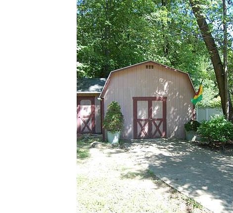 5th image of 7120 Brenda Lee Dr