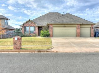 2308 NW 173rd St, Edmond, OK 73012