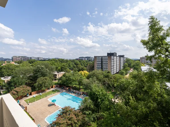 240 M St SW, Washington, DC