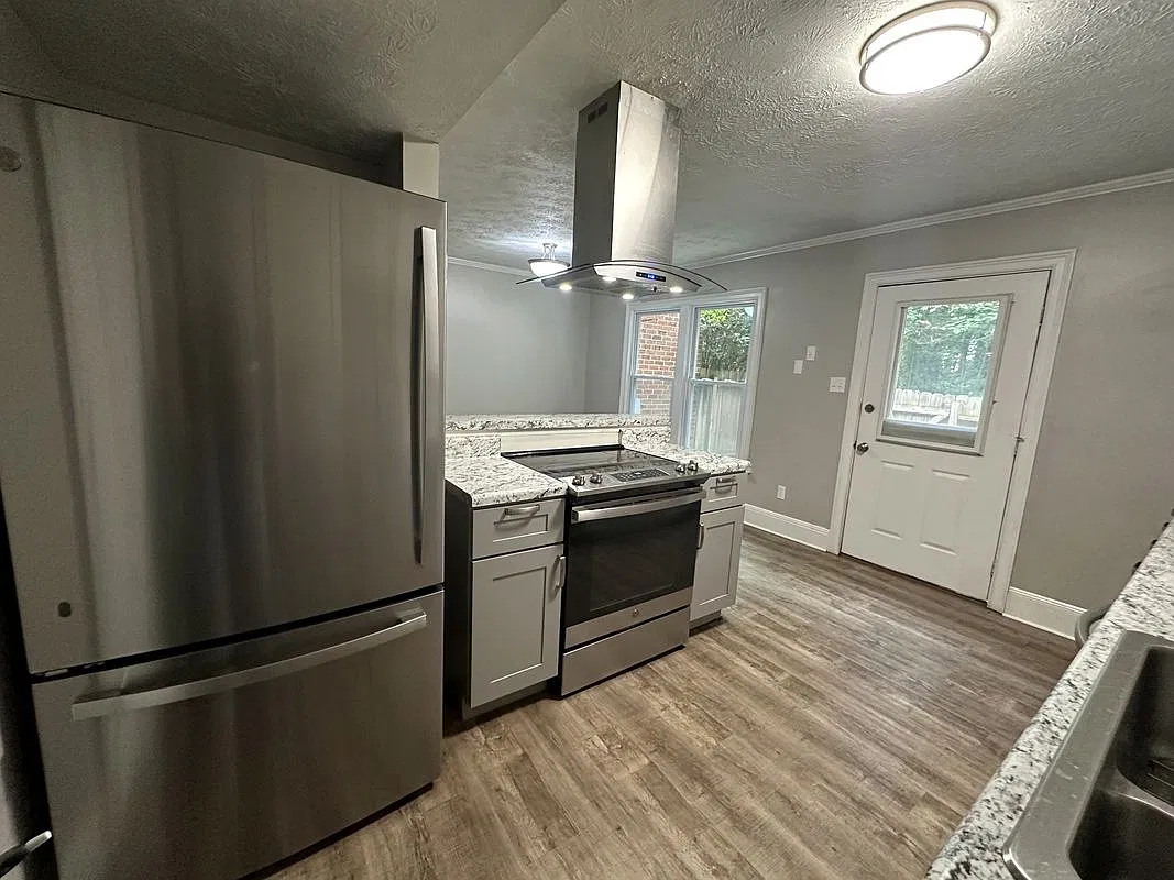 2 bed, 2.5 bath, 1280 sqft, $1,795 — Photo 4