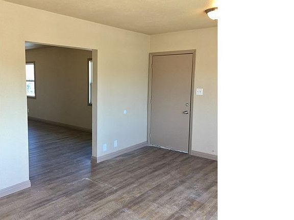 3rd image of 633 E Imperial Hwy APT 4