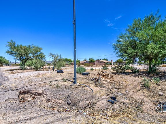 5th image of 415 N Crismon Road #-