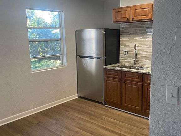 4th image of 2647 Charbray Dr