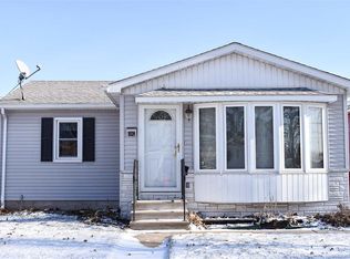 1029 Wilbur Ave, Waterloo, IA 50701