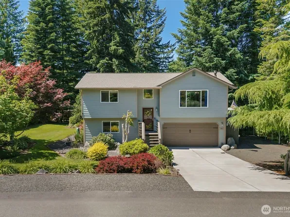 141 NE Mahonia Drive, Belfair, WA 98528