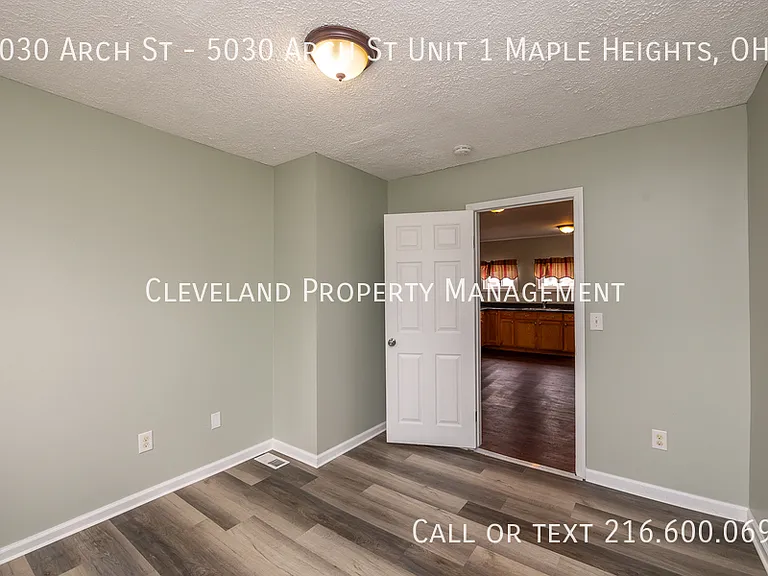 5030 Arch St #1 — Photo 18