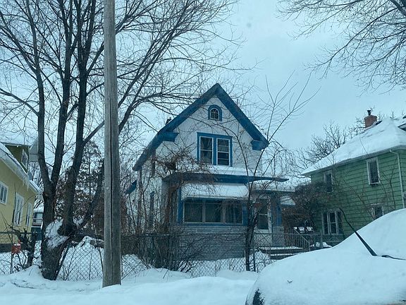 4th image of 1514 Logan Ave N