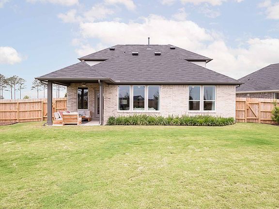 Representative Only Caddo Plan Backyard