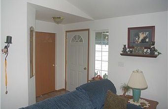 4th image of 18618 267th Avenue Ct E