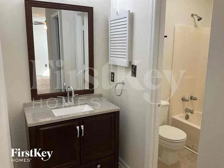 7938 Lindfield Ct — Photo 17
