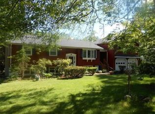 9 Kensington Dr, Billerica, MA 01821