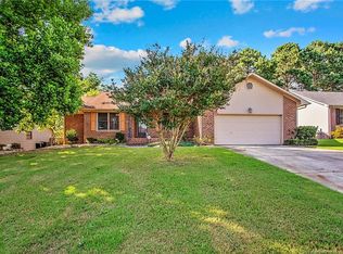 986 Eastman Rd, Fayetteville, NC 28314