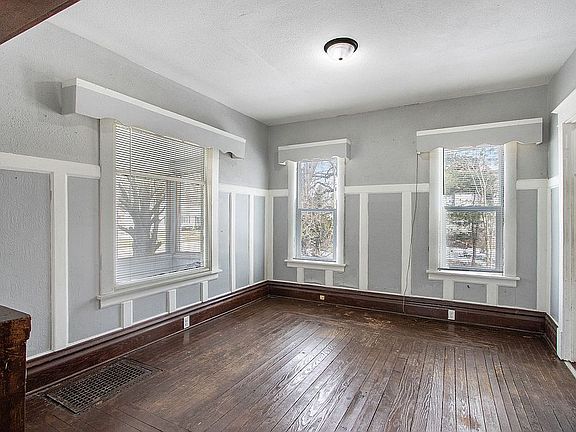 5th image of 614 Wallace Ave