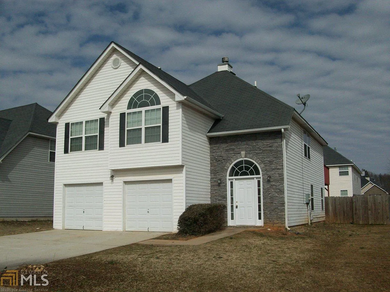 2042 Registry Dr photo 1