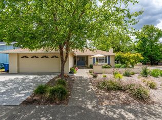 7000 Oak Leaf Drive, Santa Rosa, CA 95409