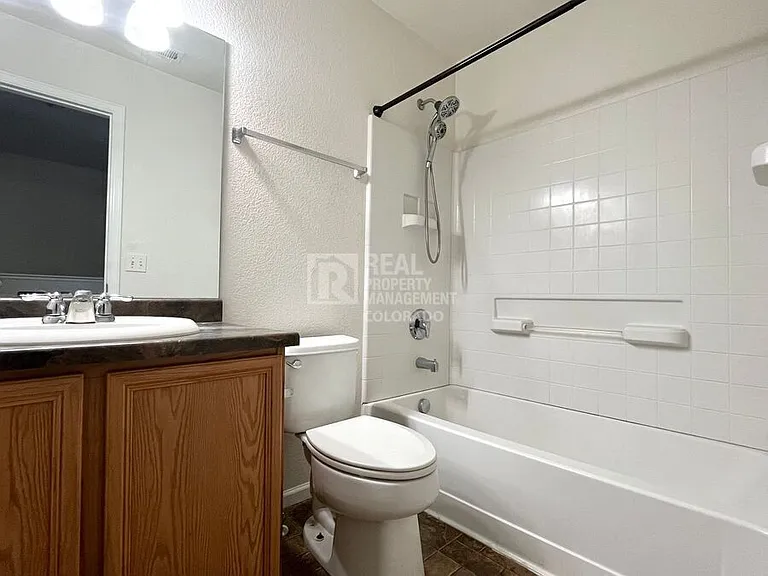 2158 Creekridge Point — Photo 13