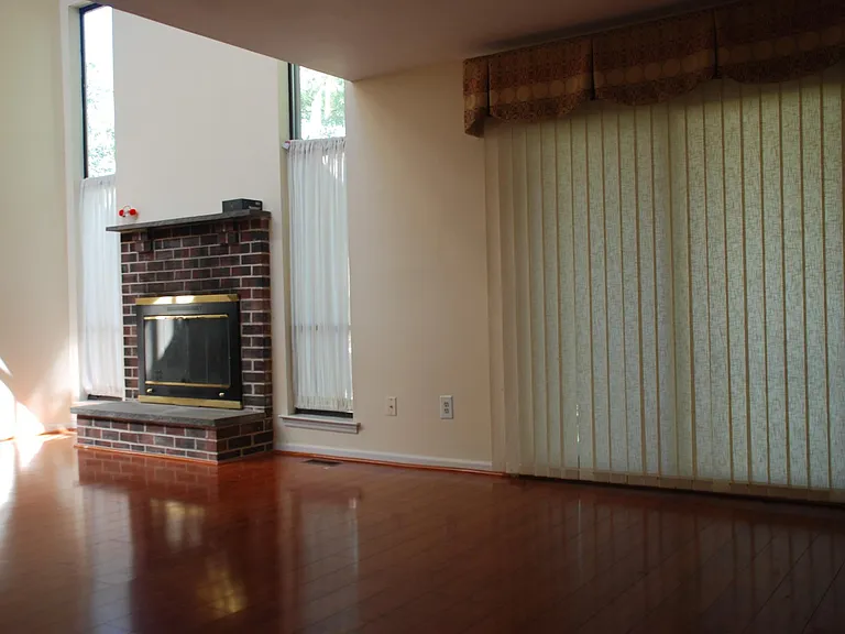 28 Knox Ct — Photo 8