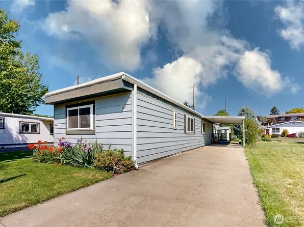 1420 SE Chickadee Lane, College Place, WA 99324