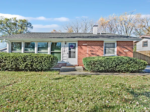 16548 Plymouth Dr, Markham, IL 60428
