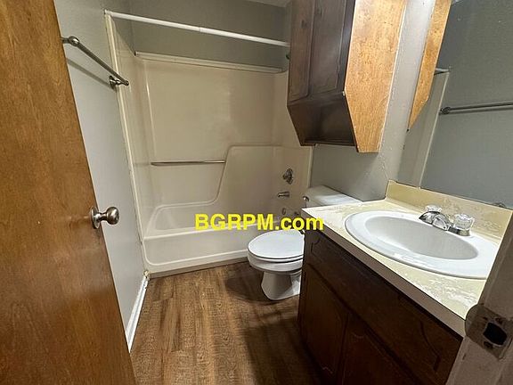 5th image of 1117 Gina Cir