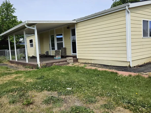 1145 SW Cypress St Unit 80, McMinnville, OR 97128