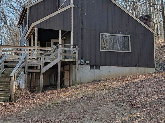 4th image of 24 Chestnut Hill Road
