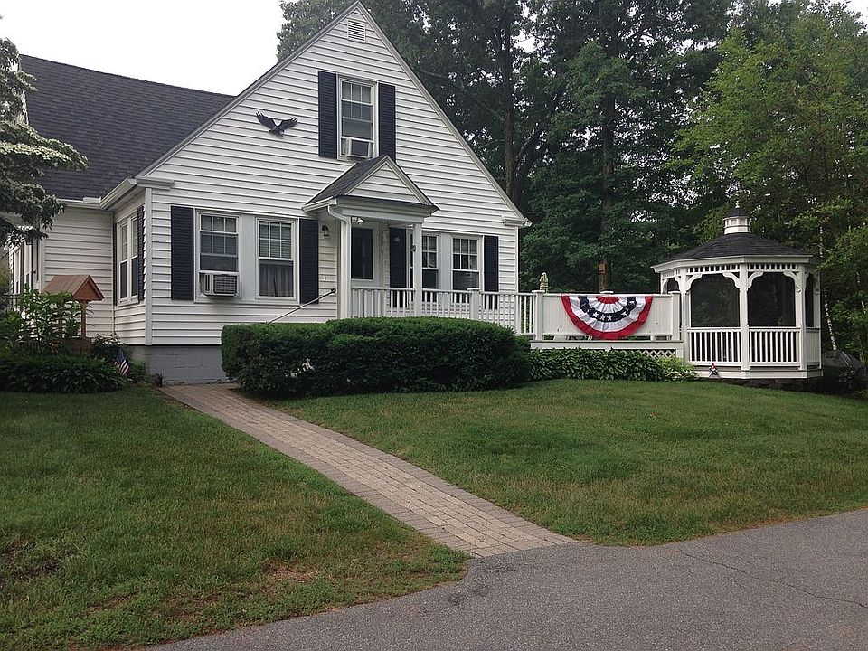 49 Howard St. Salem NH 03079
