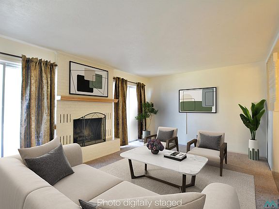 4th image of 111 Yucca Dr