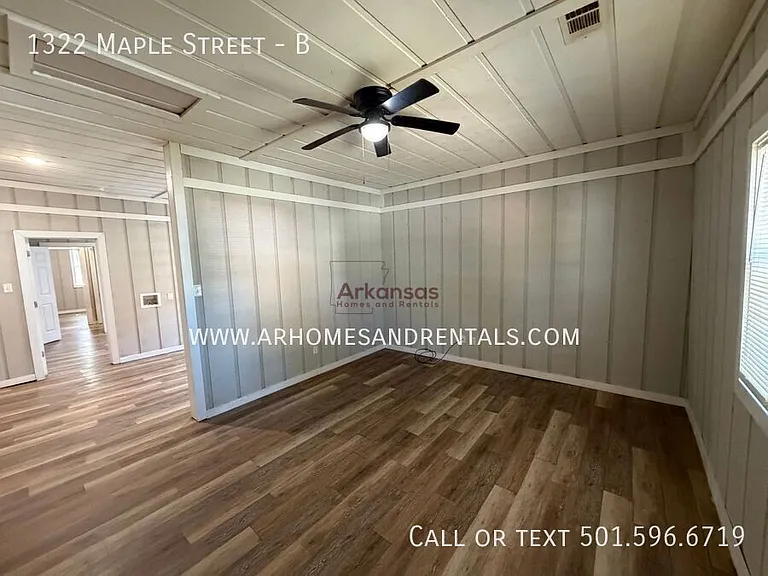1322 Maple St #B — Photo 2