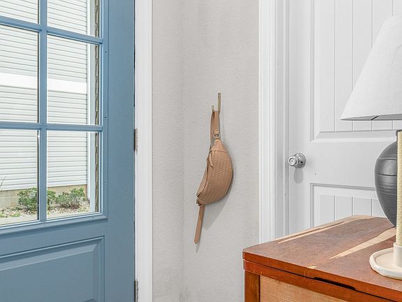 4th image of 1545 Ocean Garden St