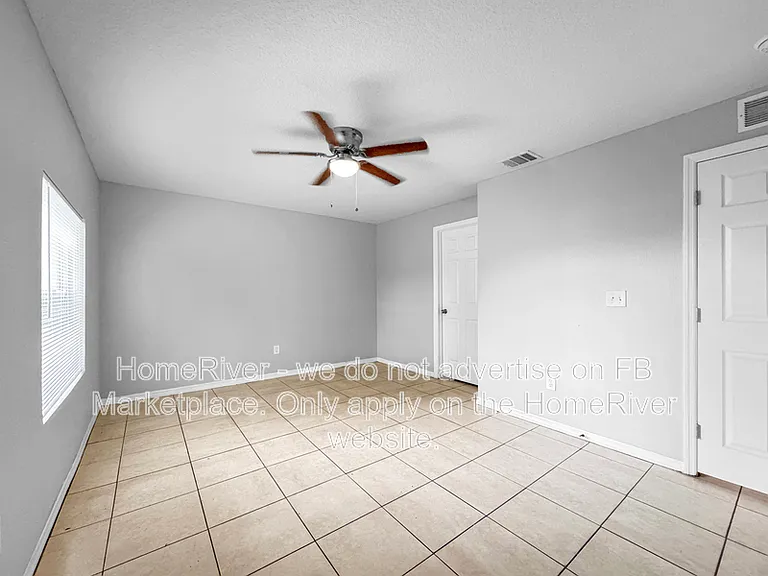 2213 E Emma St — Photo 12