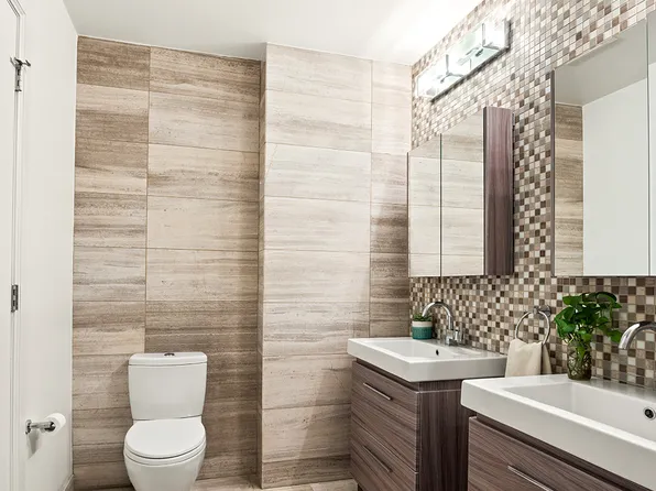 531 Vanderbilt Avenue image 14 of 21