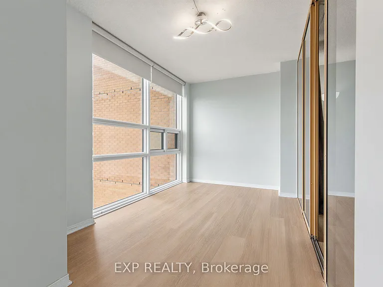 131 Beecroft Rd #1902 — Photo 15