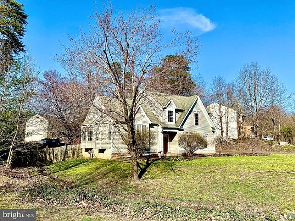 2nd image of 5937 Cambridge Dr