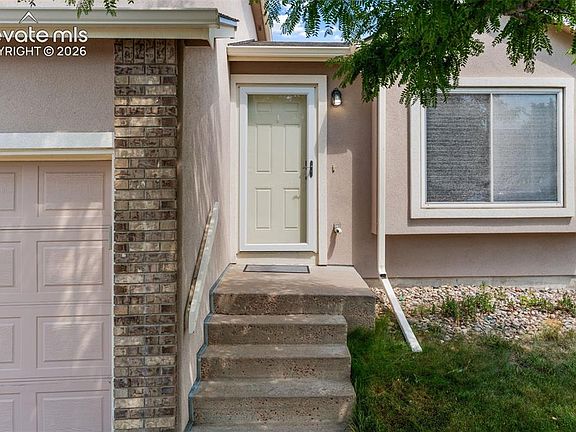 2nd image of 5230 Pine Haven Dr