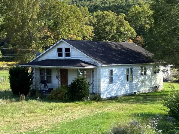 17631 N State Route 20, Meadow Bridge, WV 25976