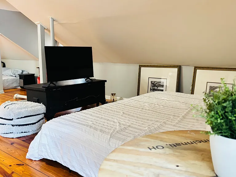 1329 Harbert Ave #9 — Photo 26