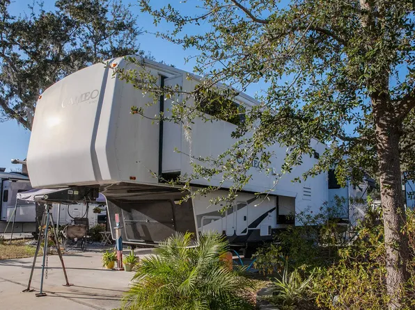 4630 McIntosh Rd Unit G-23, Dover, FL 33527