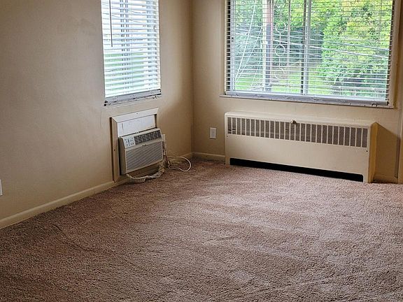 2nd image of 3600 Schwartze Ave #4