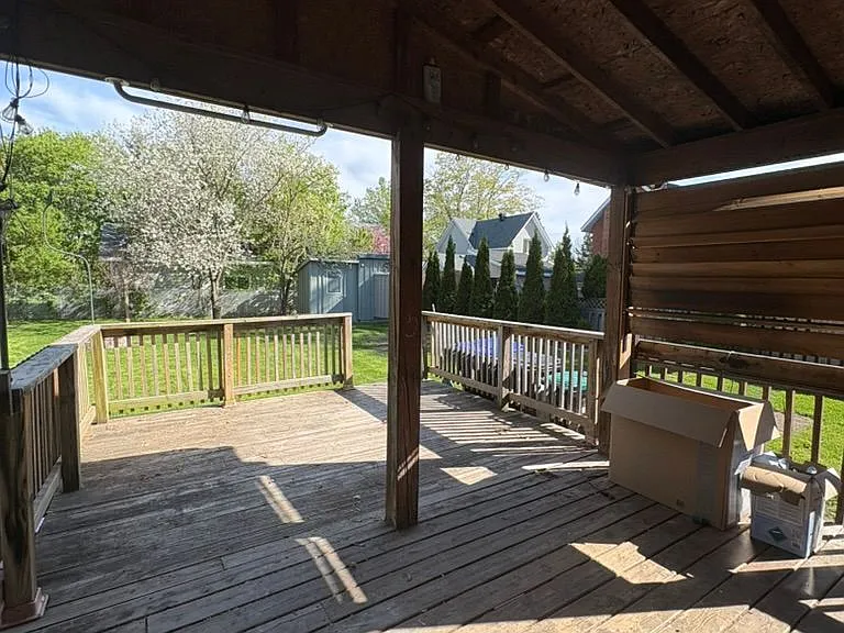 385 Hugel Ave — Photo 19