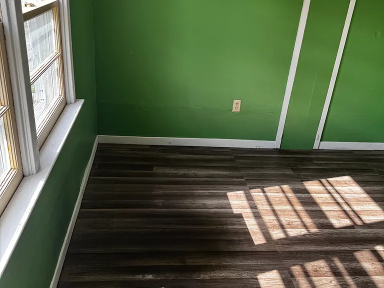 1409 Vermont St — Photo 9