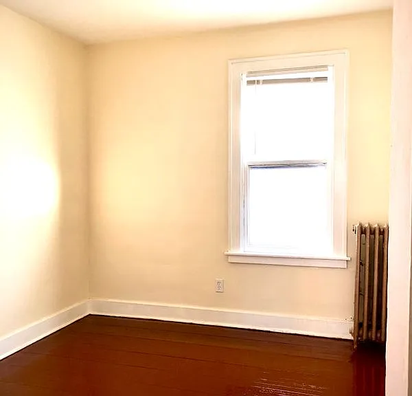 50 Pinewood Ave #2 — Photo 25