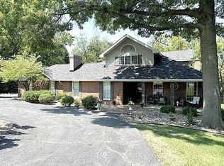 15 Riverpoint Rd, Hannibal, MO 63401