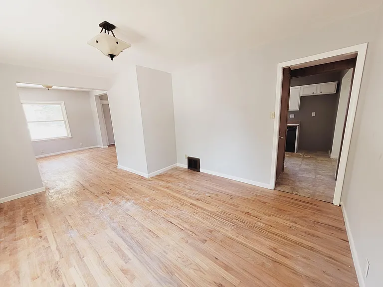 6041 Tracy Ave — Photo 7
